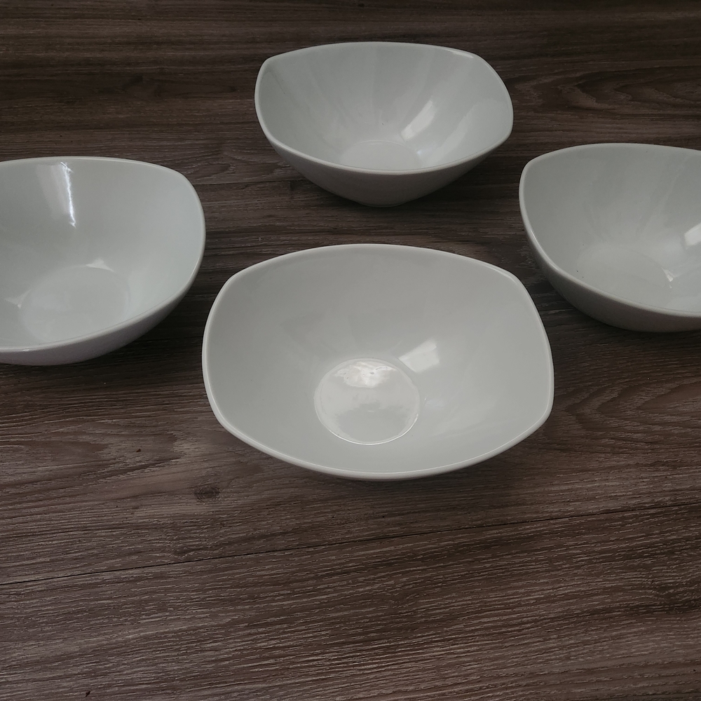 4 Piece Bowl Set